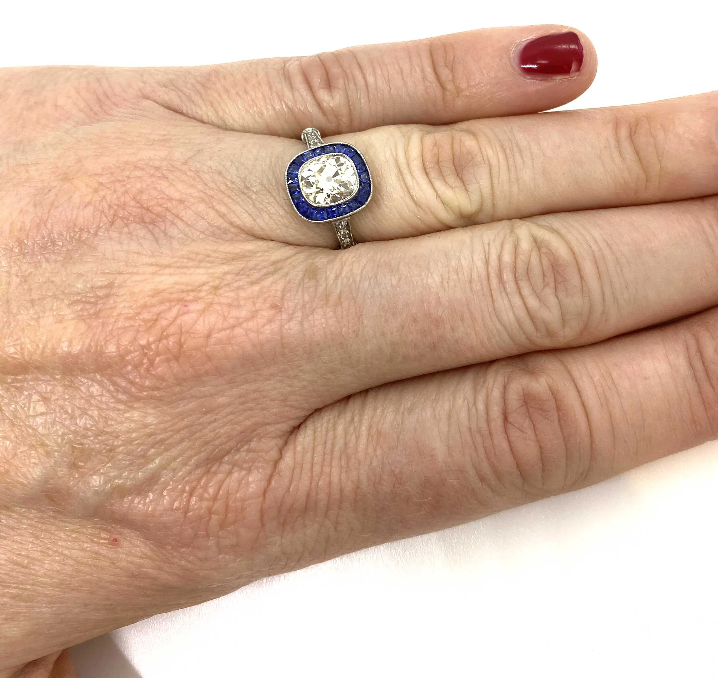 2D8E39BE-96F6-424D-A1F6-60A1358EB666