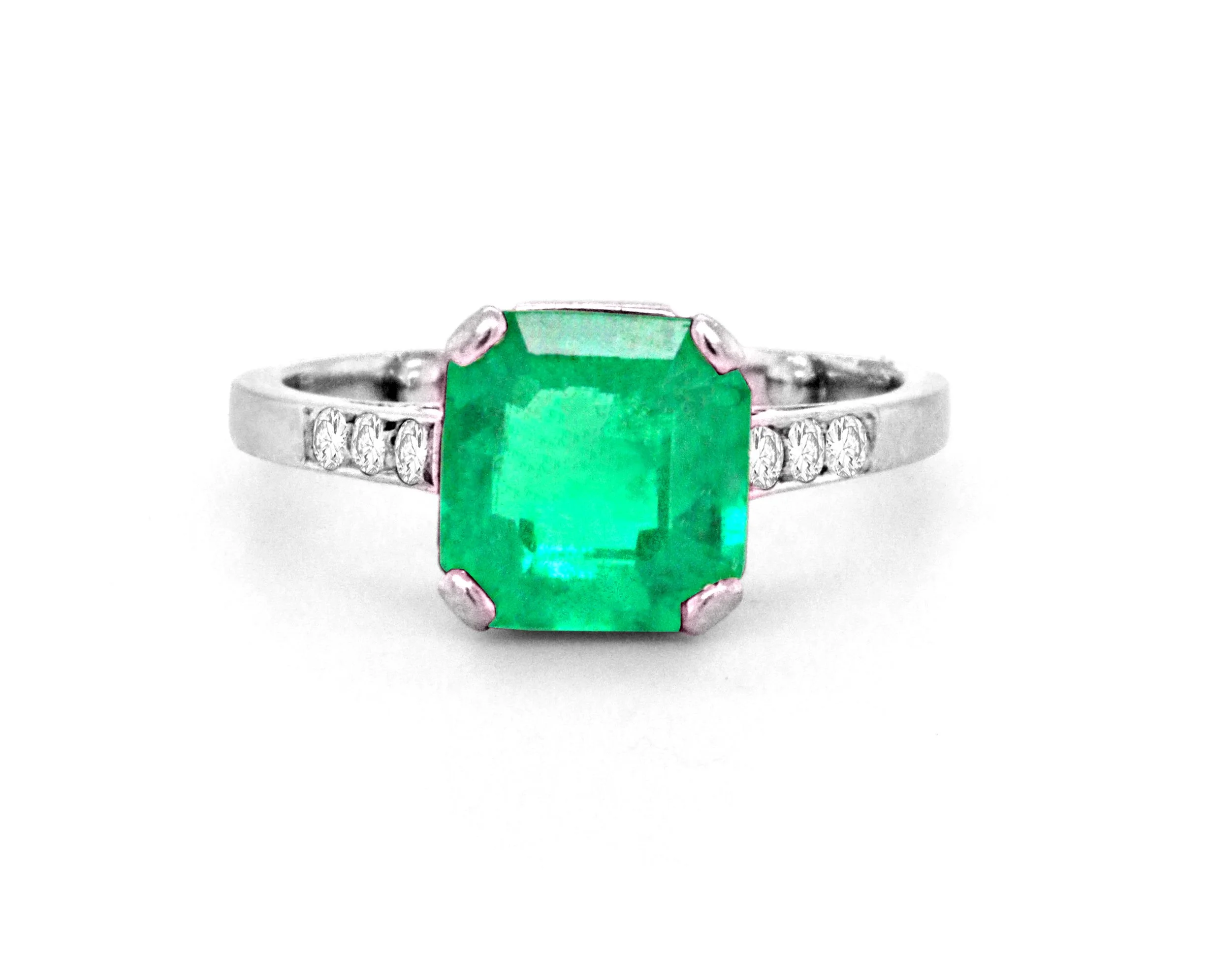 Colombian Emerald & Diamond Ring