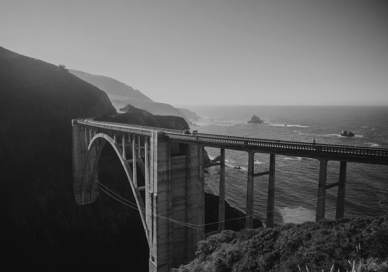 about-us-bw.jpg