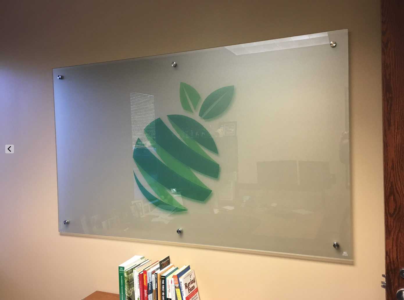 GLASSBOARD APPLE.png