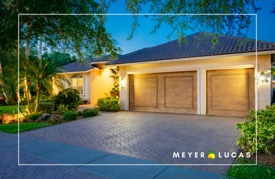 ZILLOW template - 19027 SE loxahatchee.png
