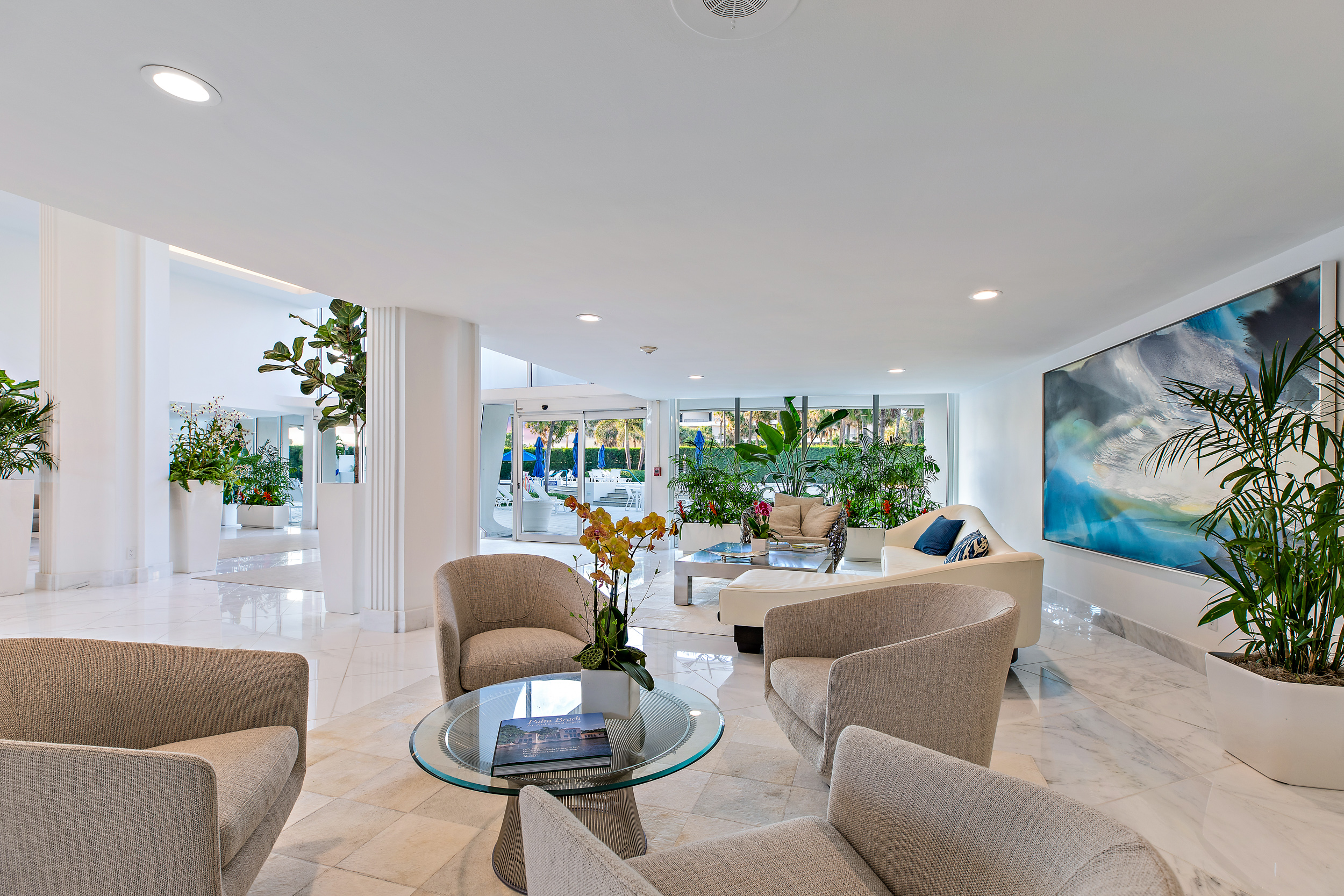 100 Sunrise Ave Unit 208-14.jpg
