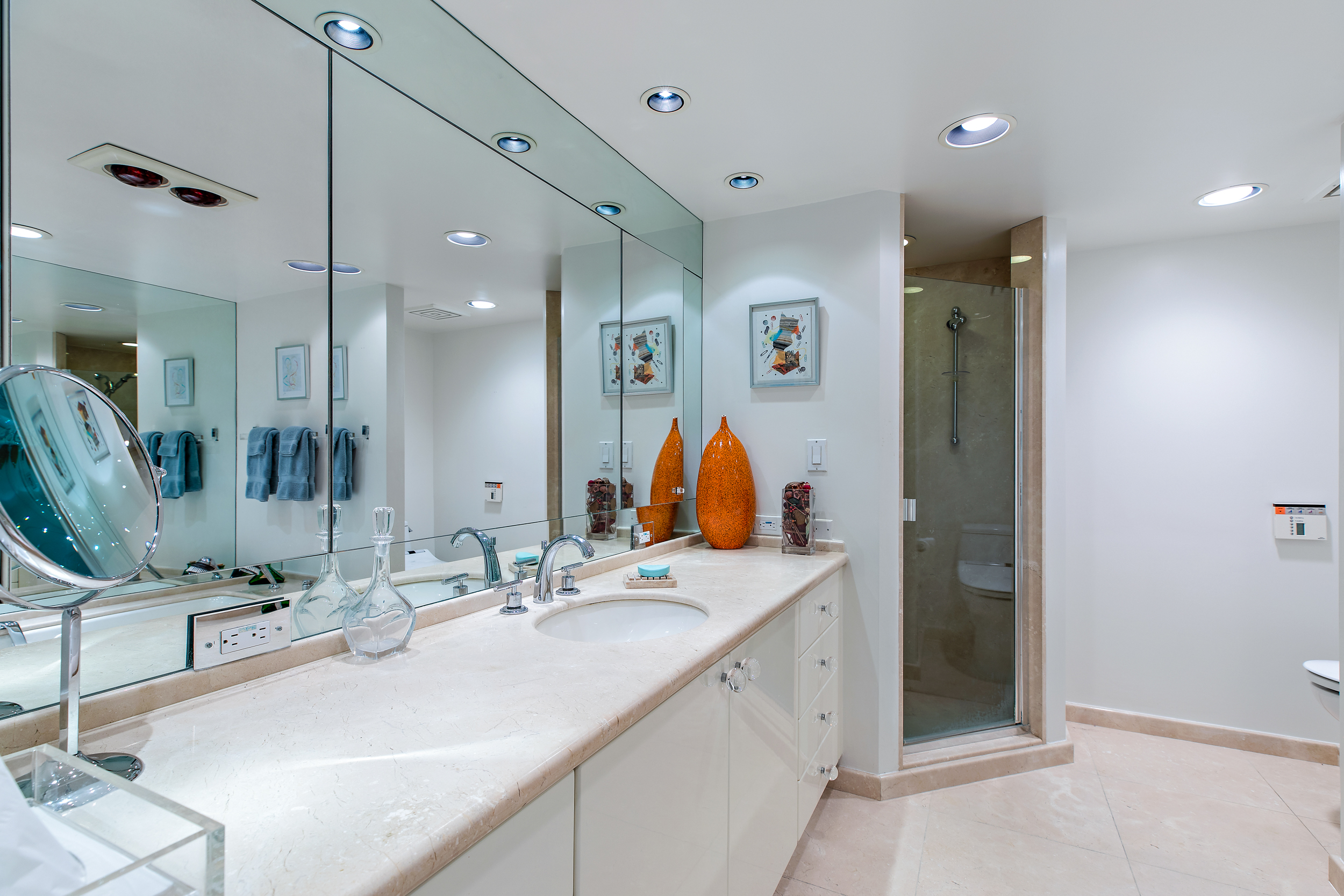 100 Sunrise Ave Unit 208-32.jpg