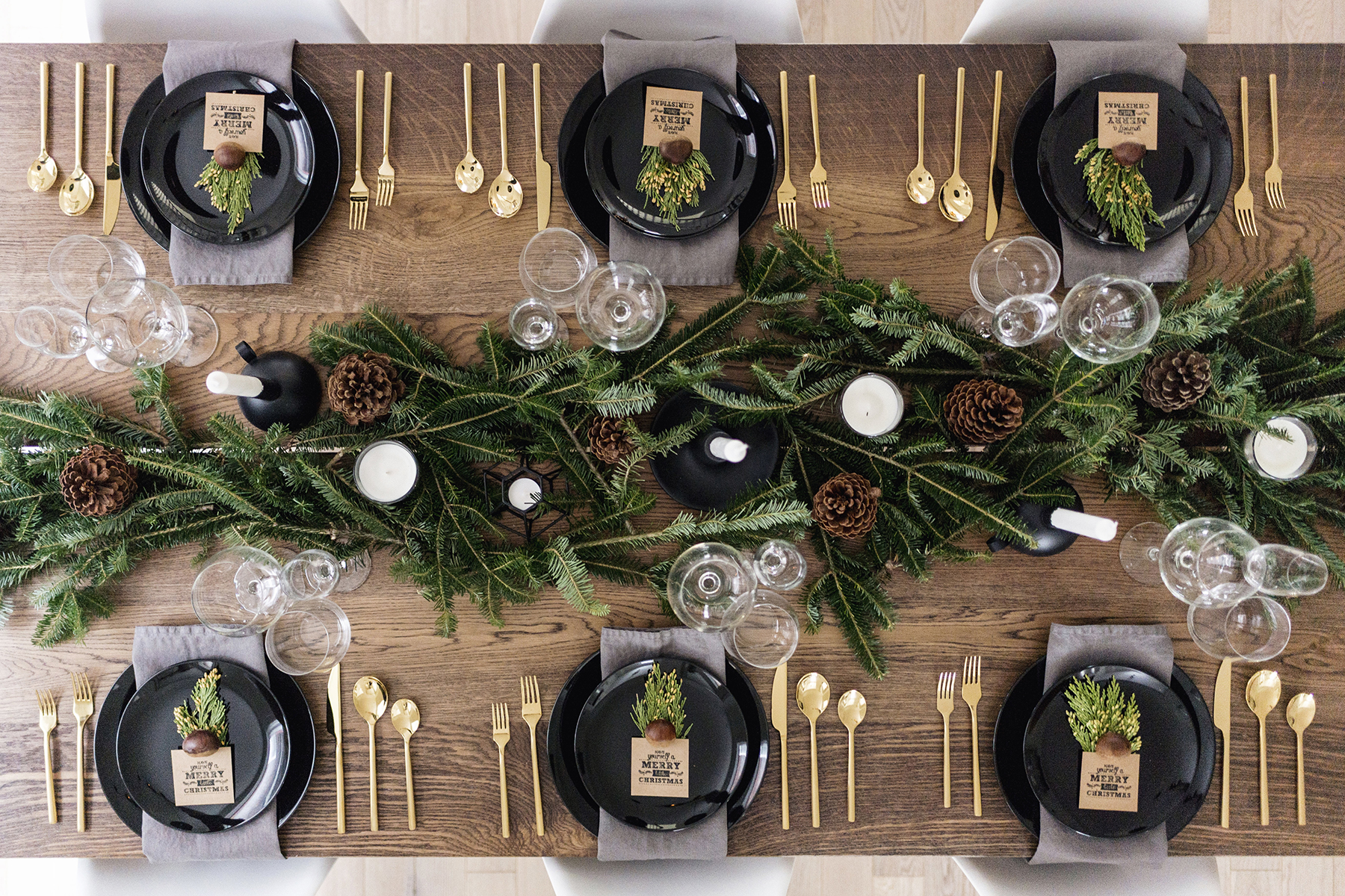xmas tablescape 2.jpg