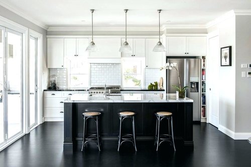 5 Paint Colors For A Stunning Kitchen, Accent Kitchen Island