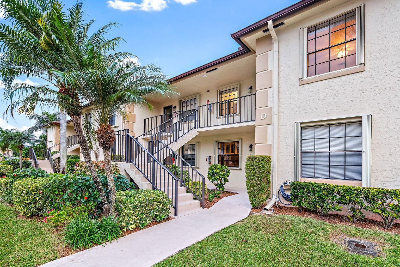 Second-story condo for rent in Jupiter