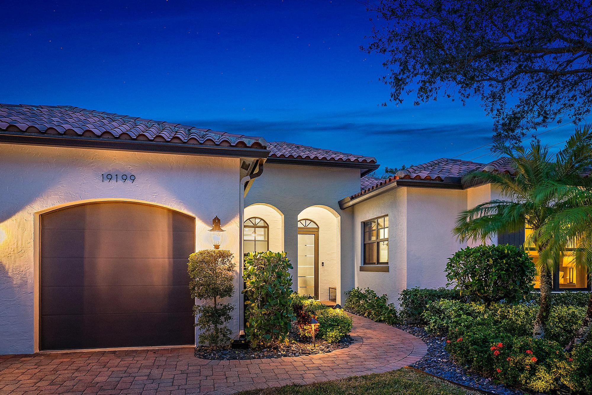 Home for Sale in the heart of Tequesta