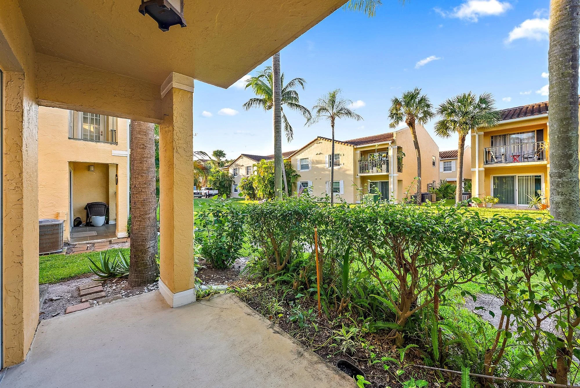 1045 Lake Shore Drive 104 Bay Reach — Meyer Lucas Real Estate Team