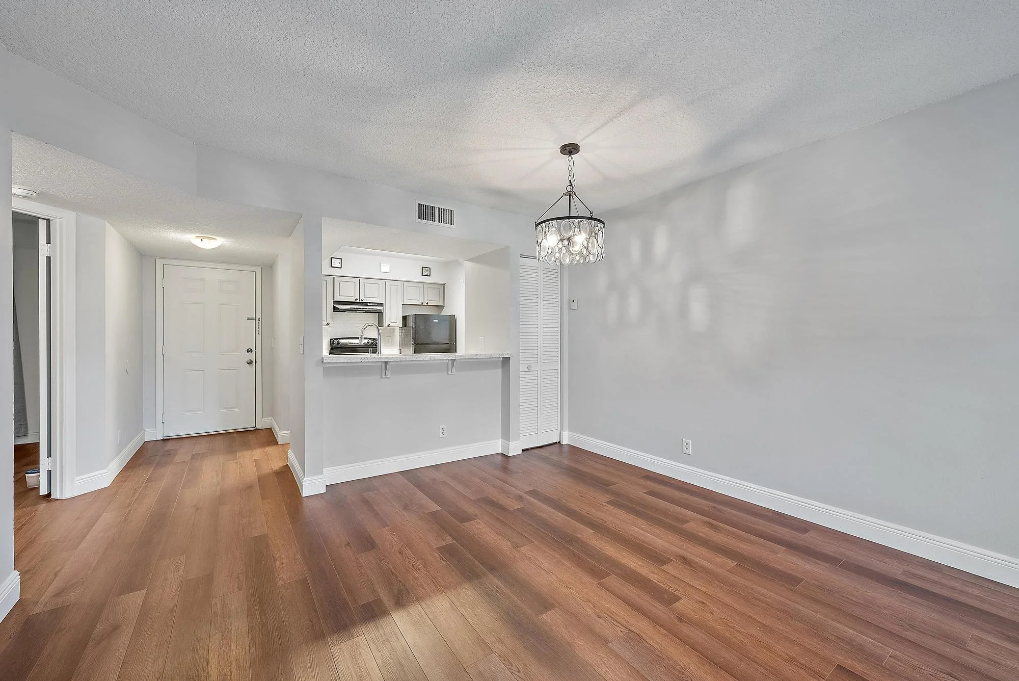 1045 Lake Shore Drive 104 Bay Reach — Meyer Lucas Real Estate Team