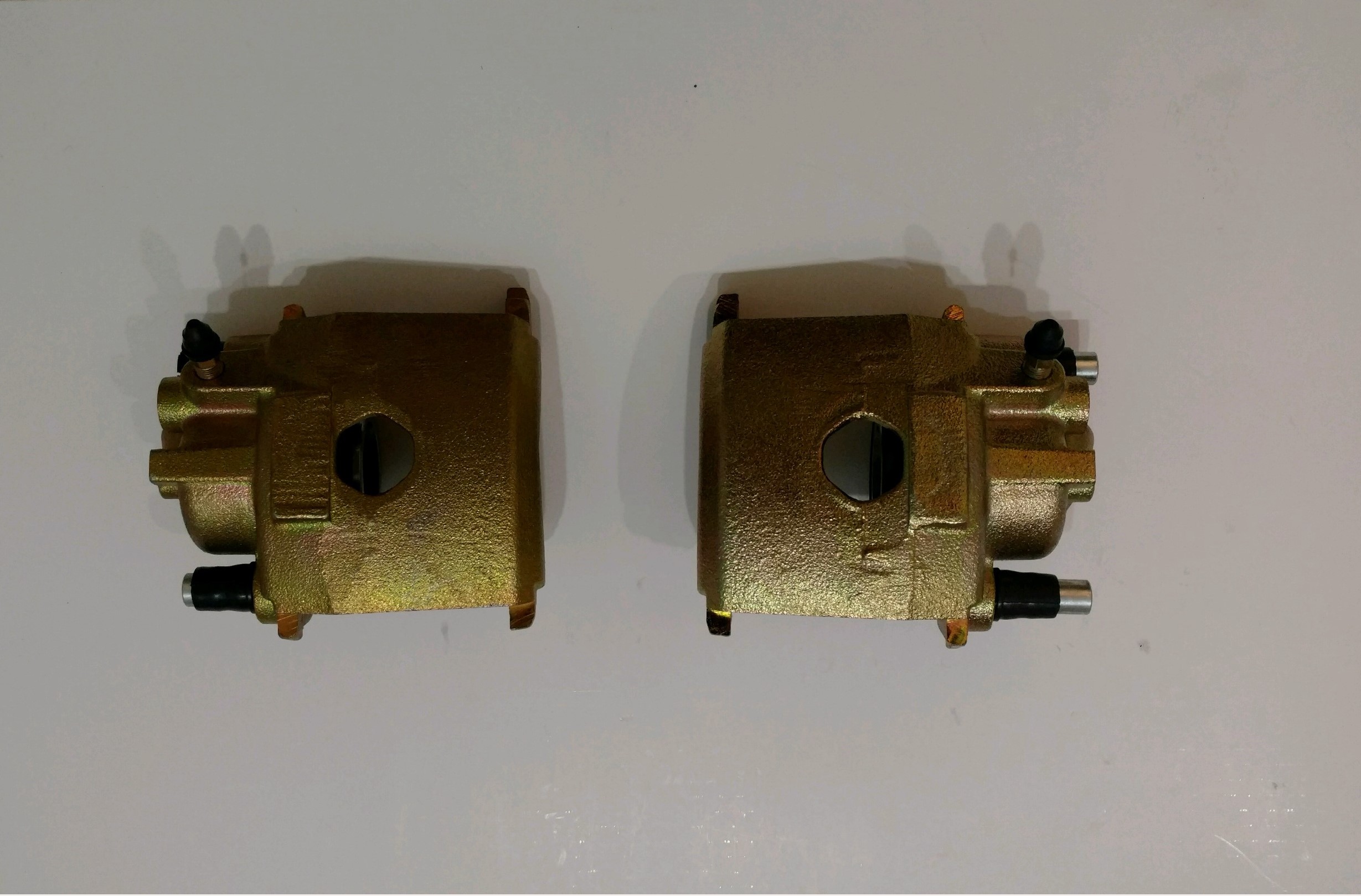 Front brake caliper wide 5.jpg