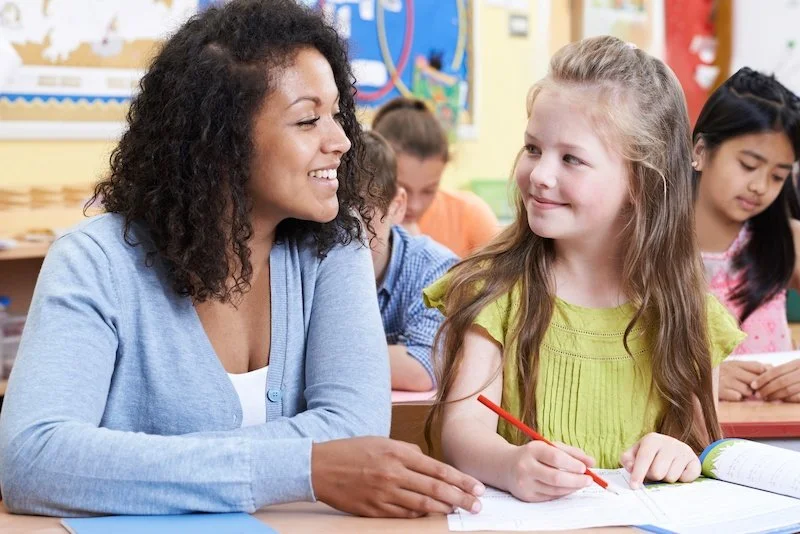 10 Tips to Improve Communication with Your ADHD Child's Teachers
