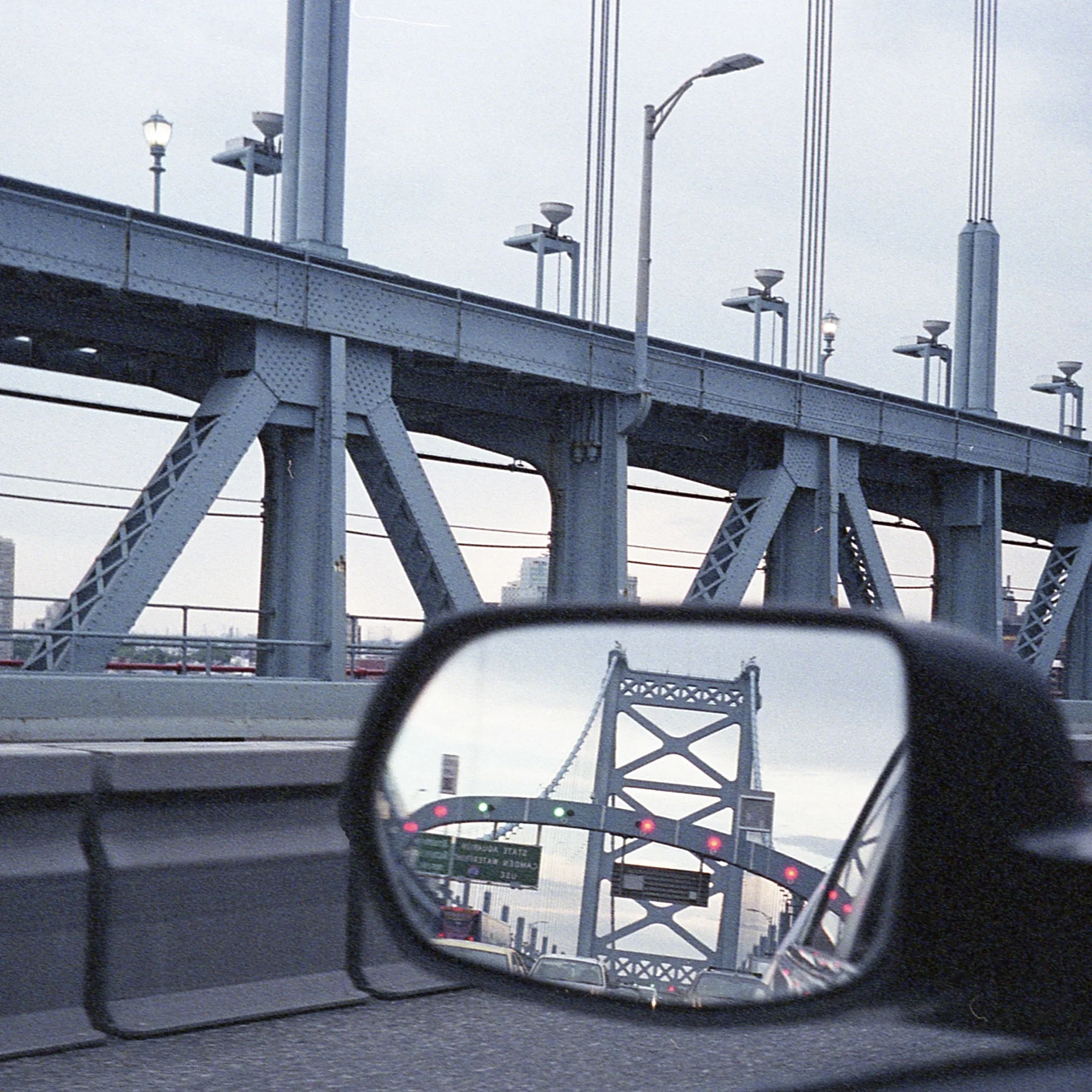 Ben Franklin Bridge / Olympus Mju2 Stylus Epic / Superia Xtra 800 / 6.24.18