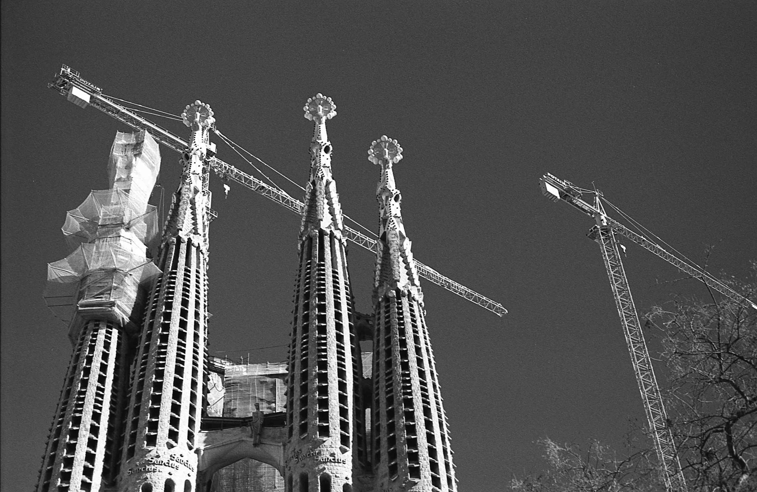 Barcelona, Nikon F3, Rollei Retro 400S