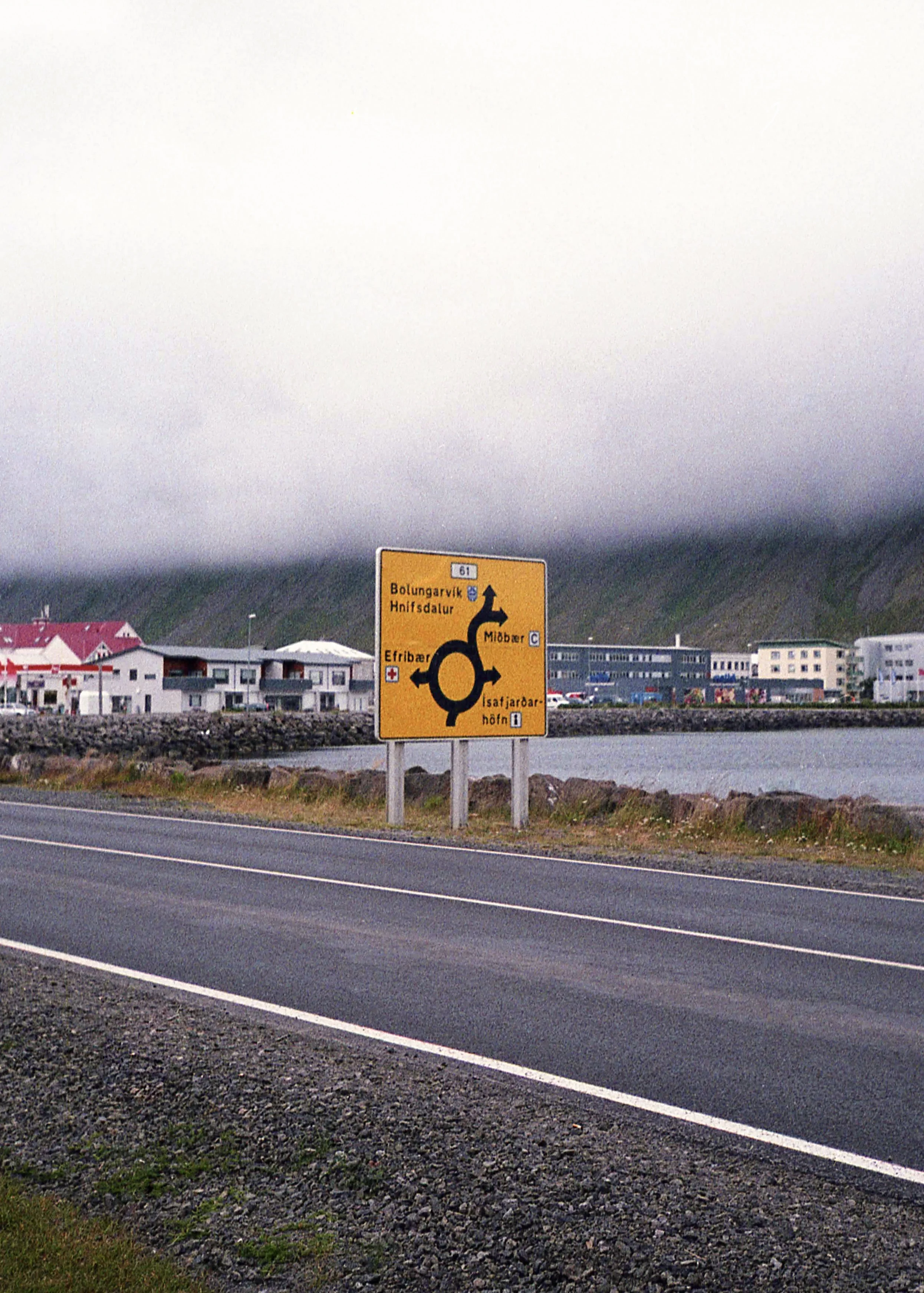 Ísafjörður, ISL /Olympus Mju2 Stylus Epic  / Fuji Superia400 / 8.16.18