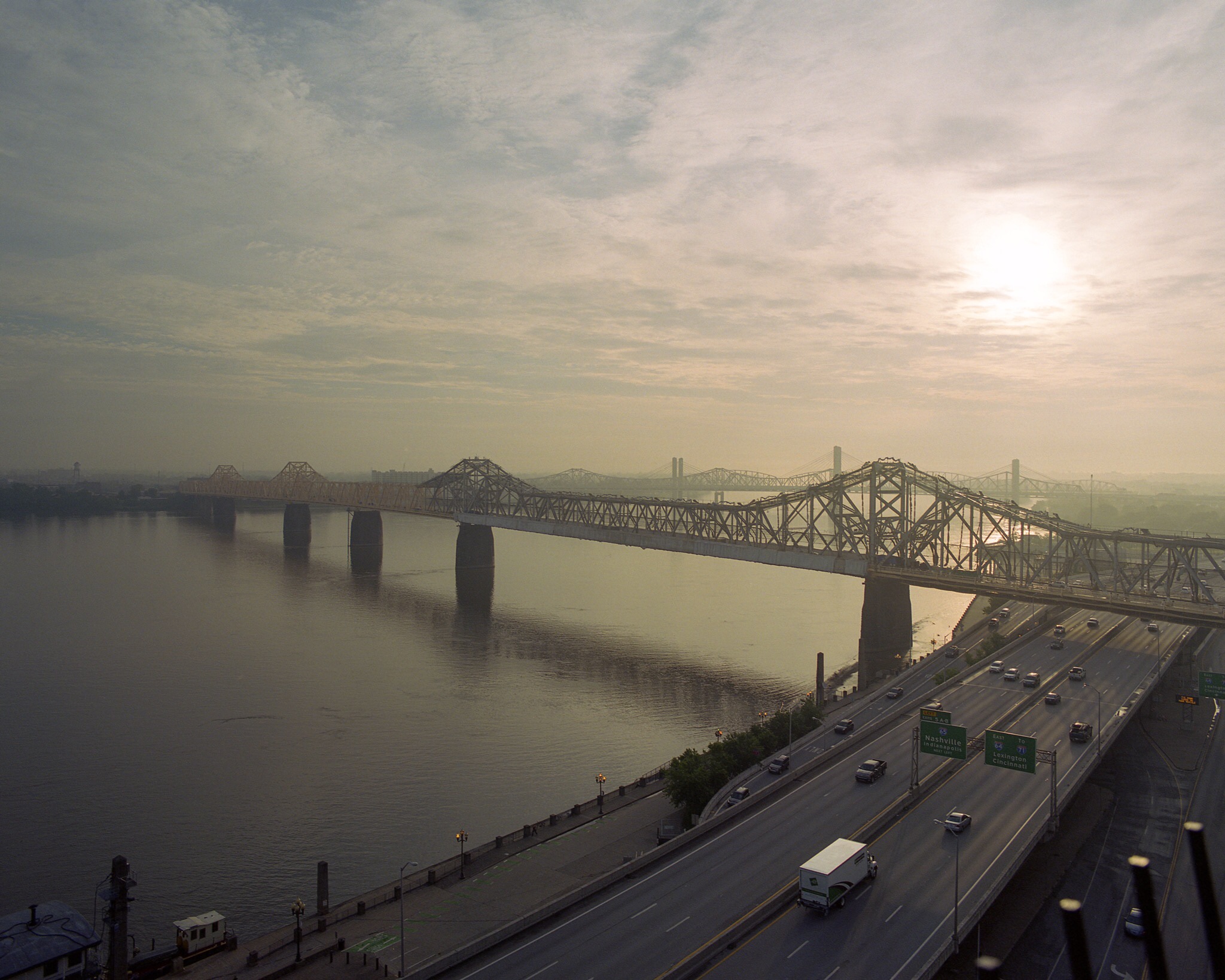 Louisville, KY / Pentax67 / Portra400 / 6.5.19
