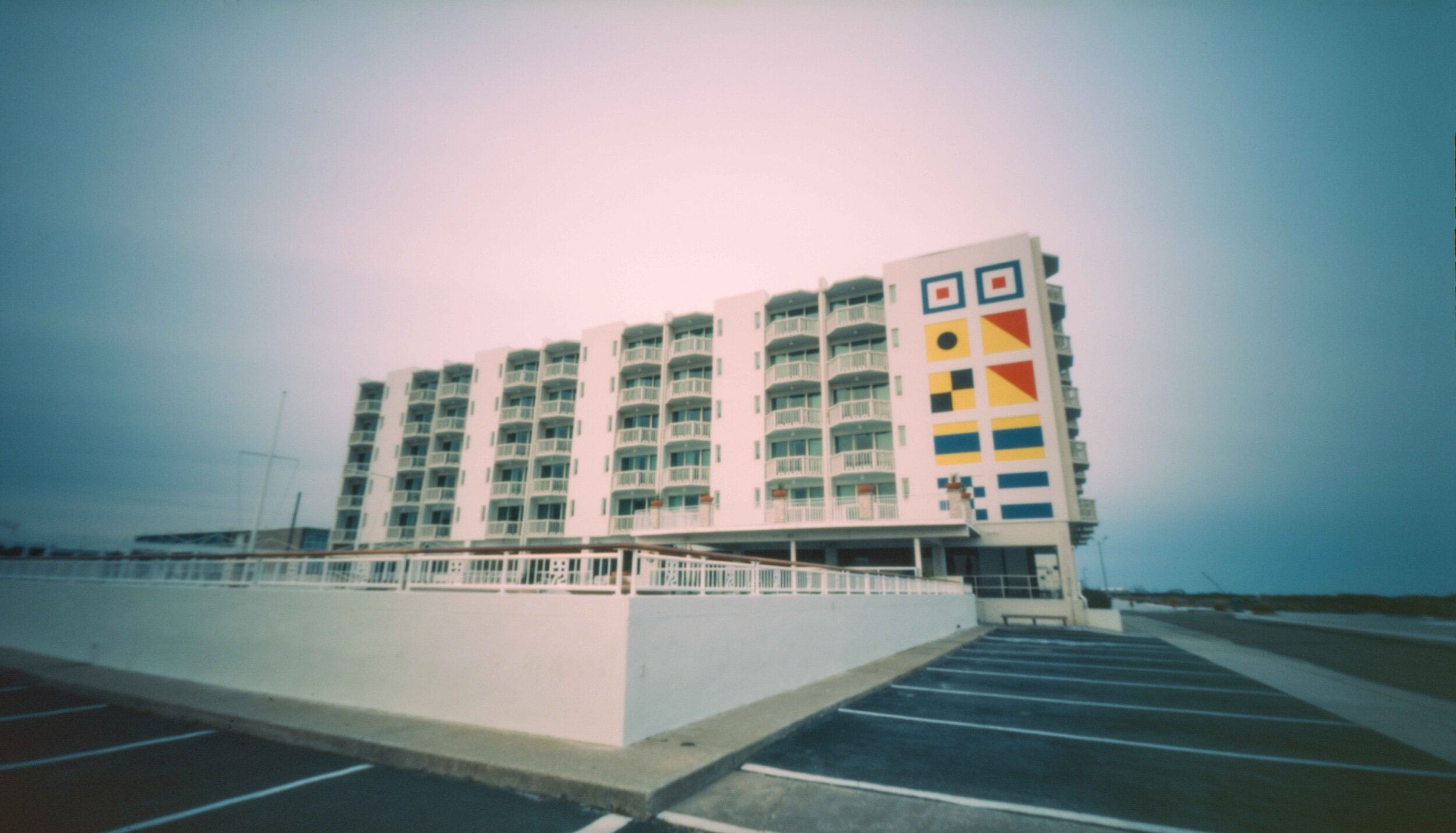 NJ / Zero Image 6x9 / Ektachrome 100 Plus, exp. '00 / 12.10.20
