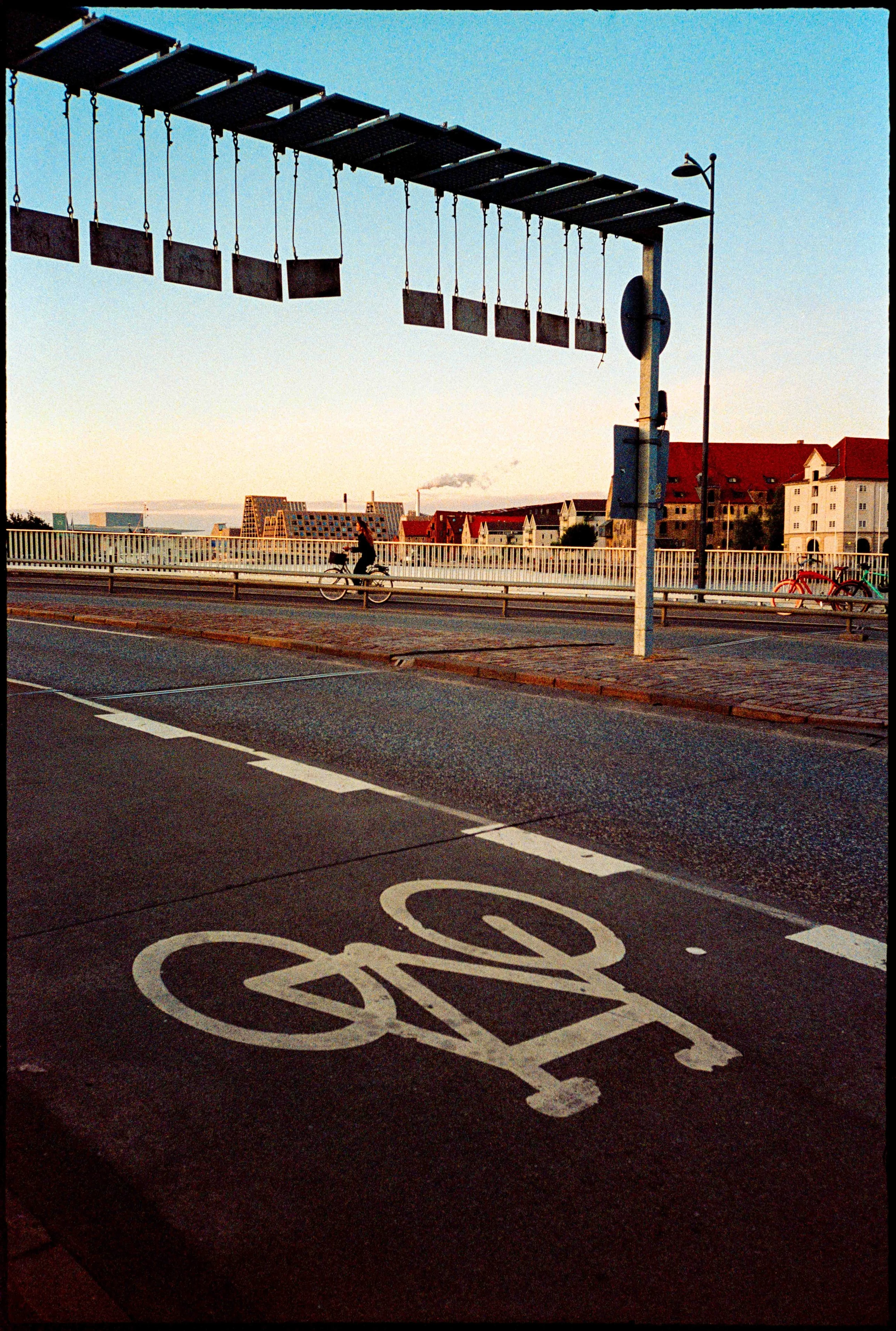 DK / Mju2 / lomo800 / 7.25