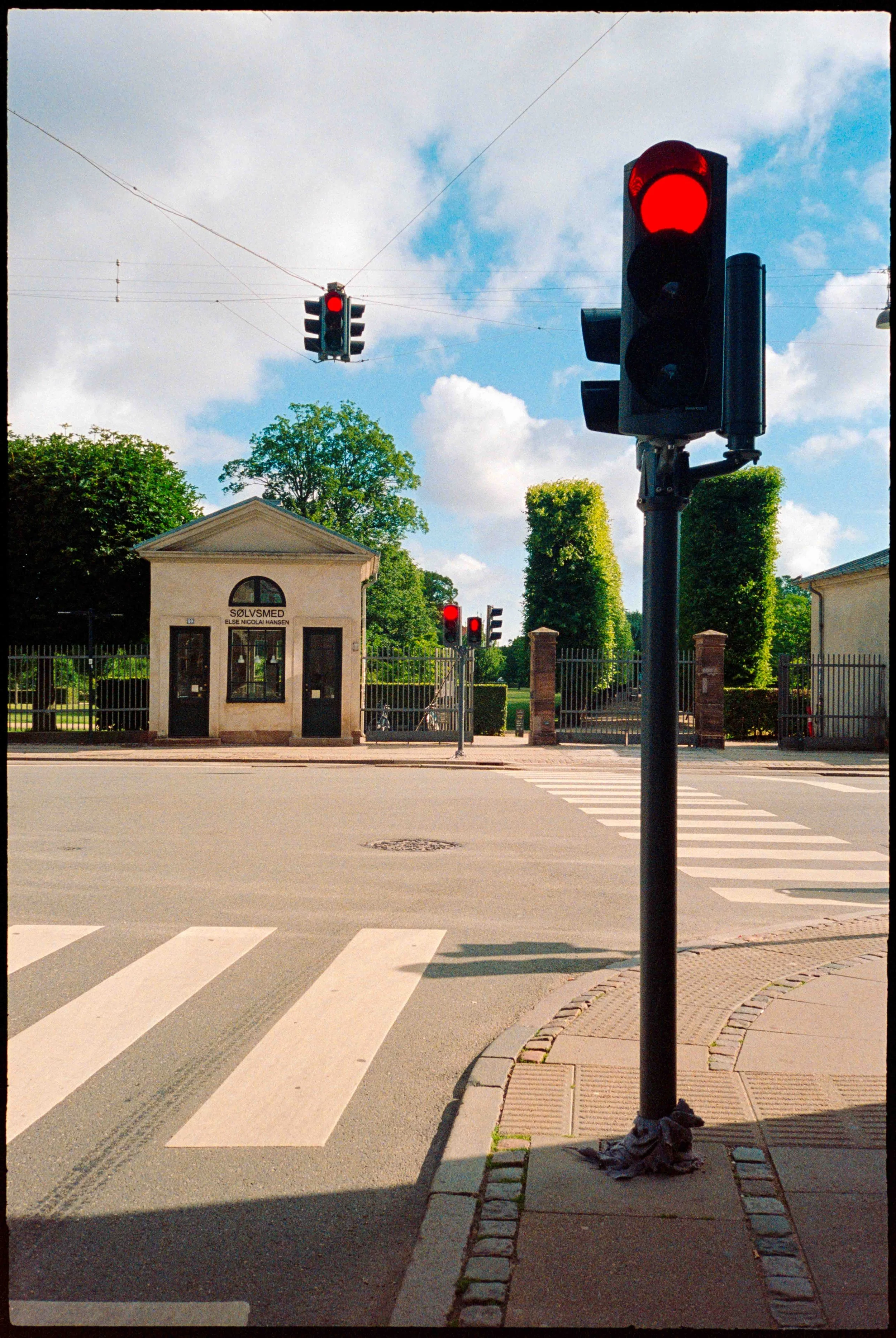 DK / Mju2 / lomo800 / 7.25