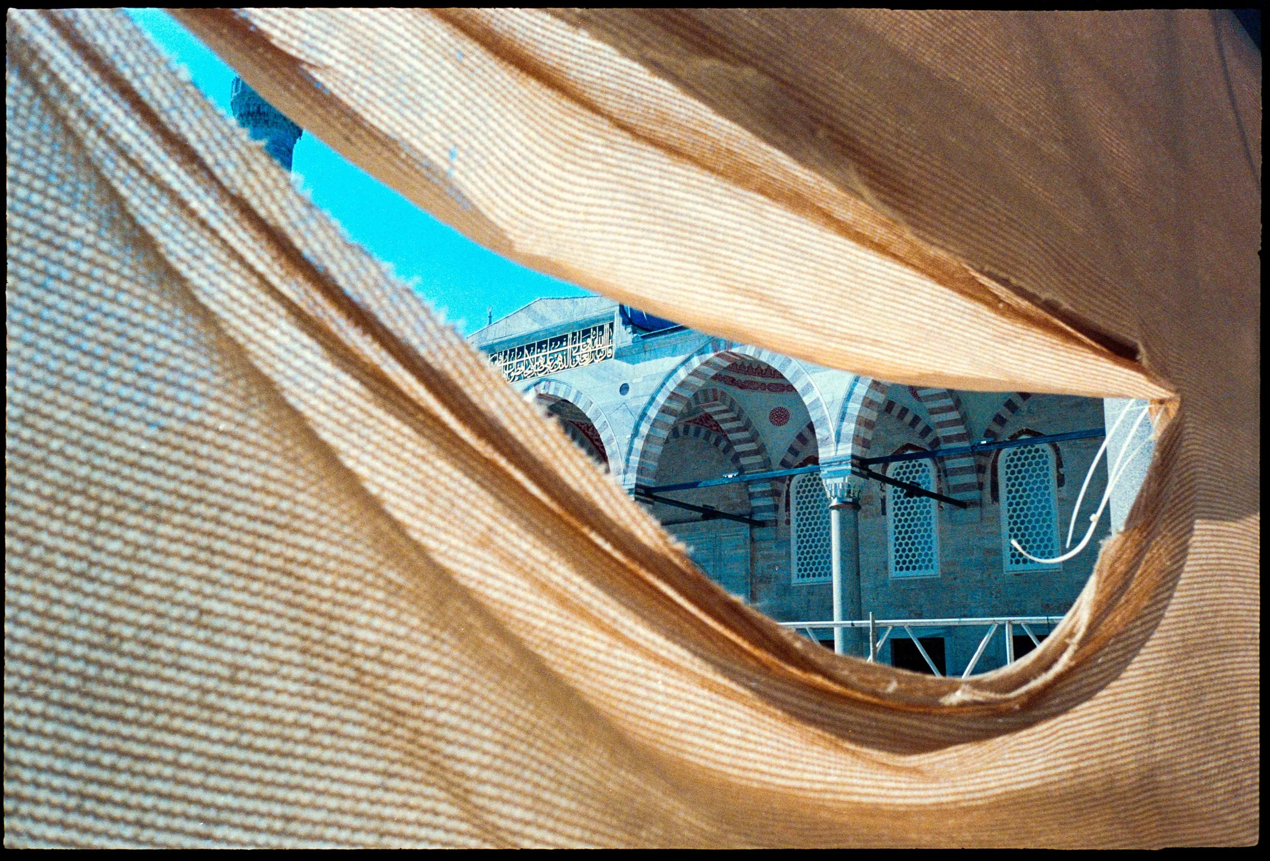 TR / Mju2 / lomo800 / 3.26