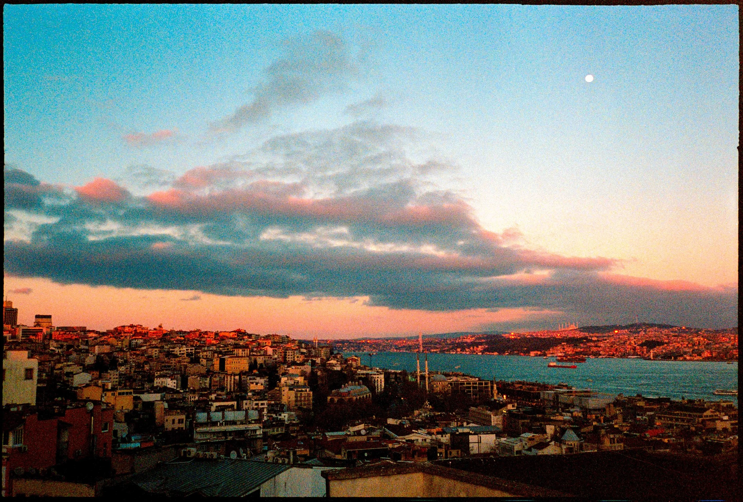 TR / Mju2 / lomo800 / 3.26