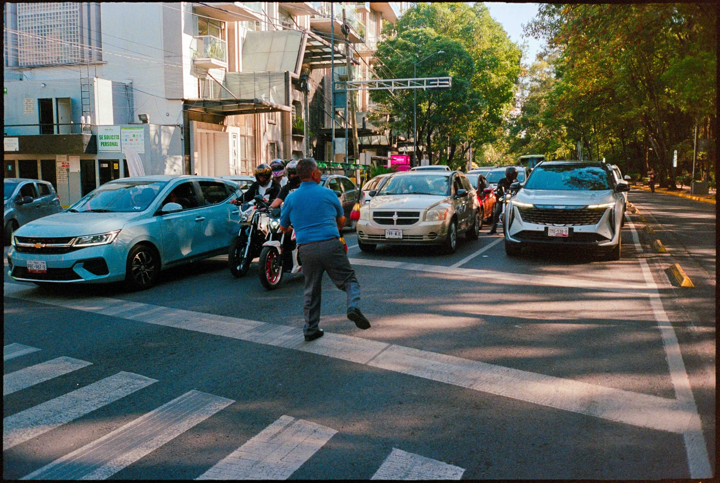 MX / mju2 / lomo400 / 5.26