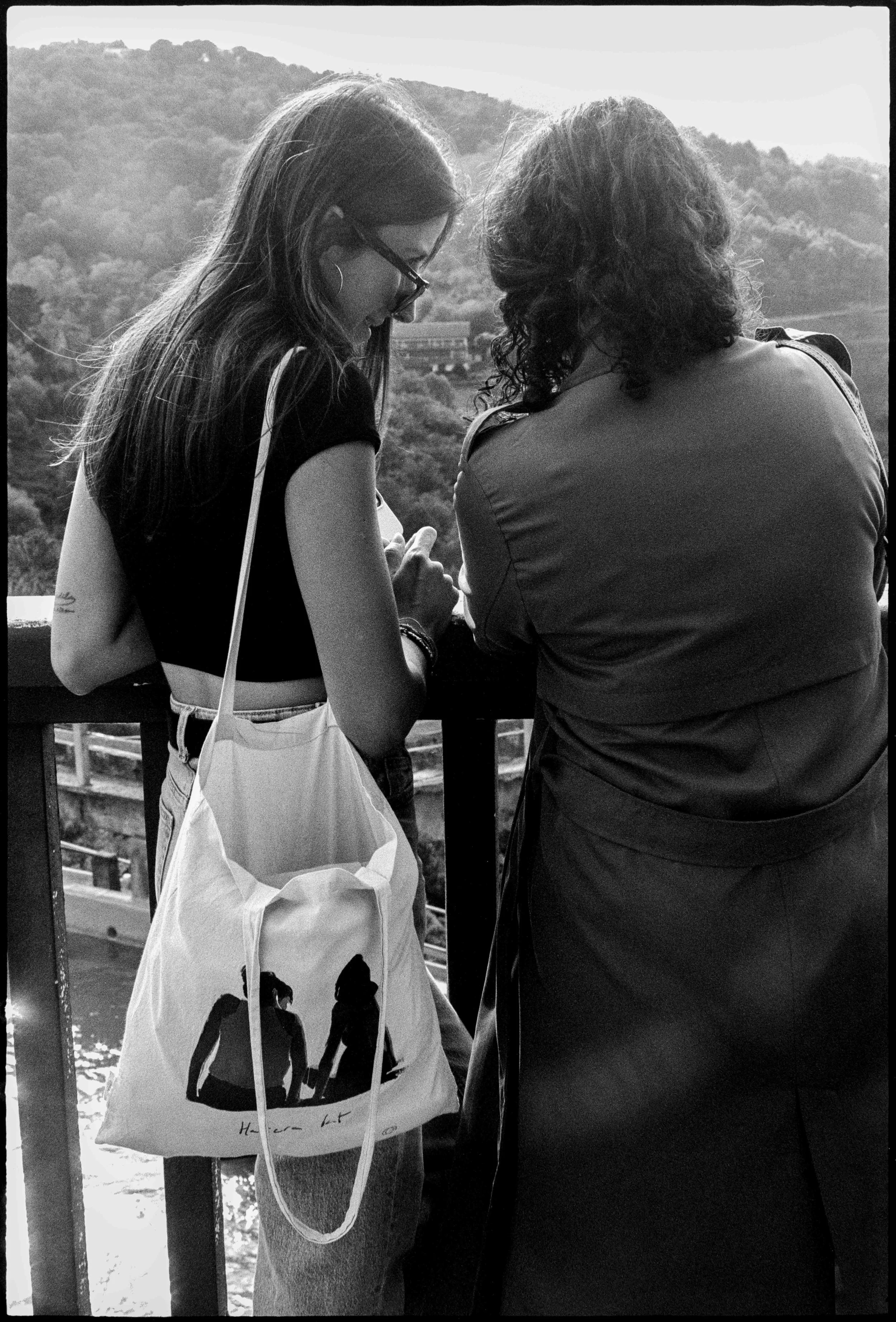 ES / Nikon F / fp4 / 10.26