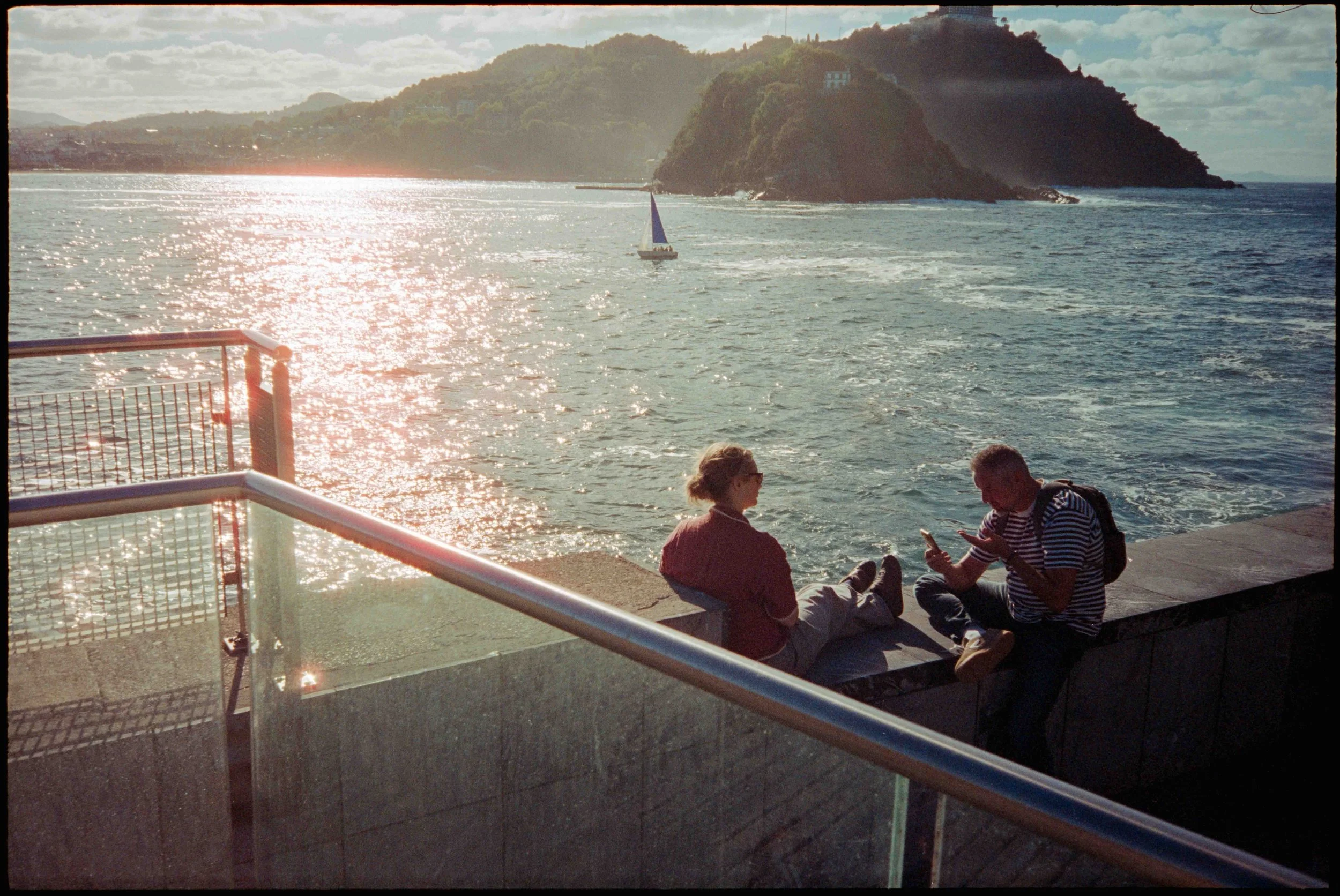 es / lt-1 / cinestill400d / 10.26