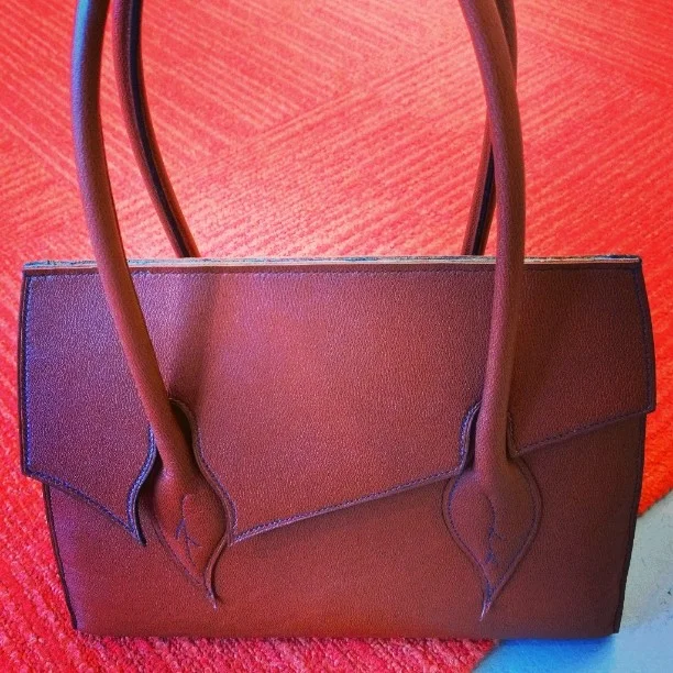 Leaf Purse