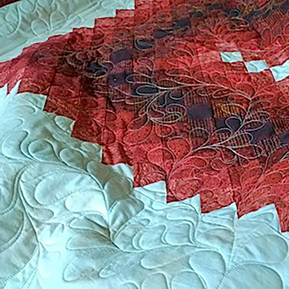 Free-Motion Feather Quilting