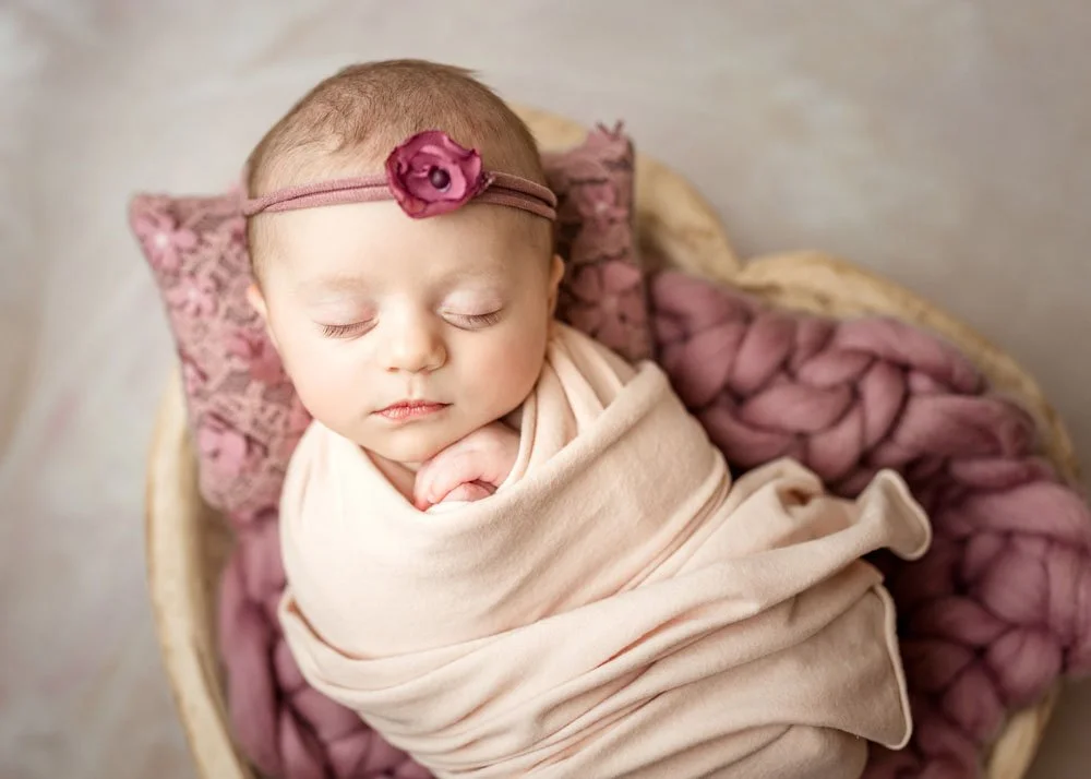 Minneapolis Maternity, Newborn, Baby & Family Photographer