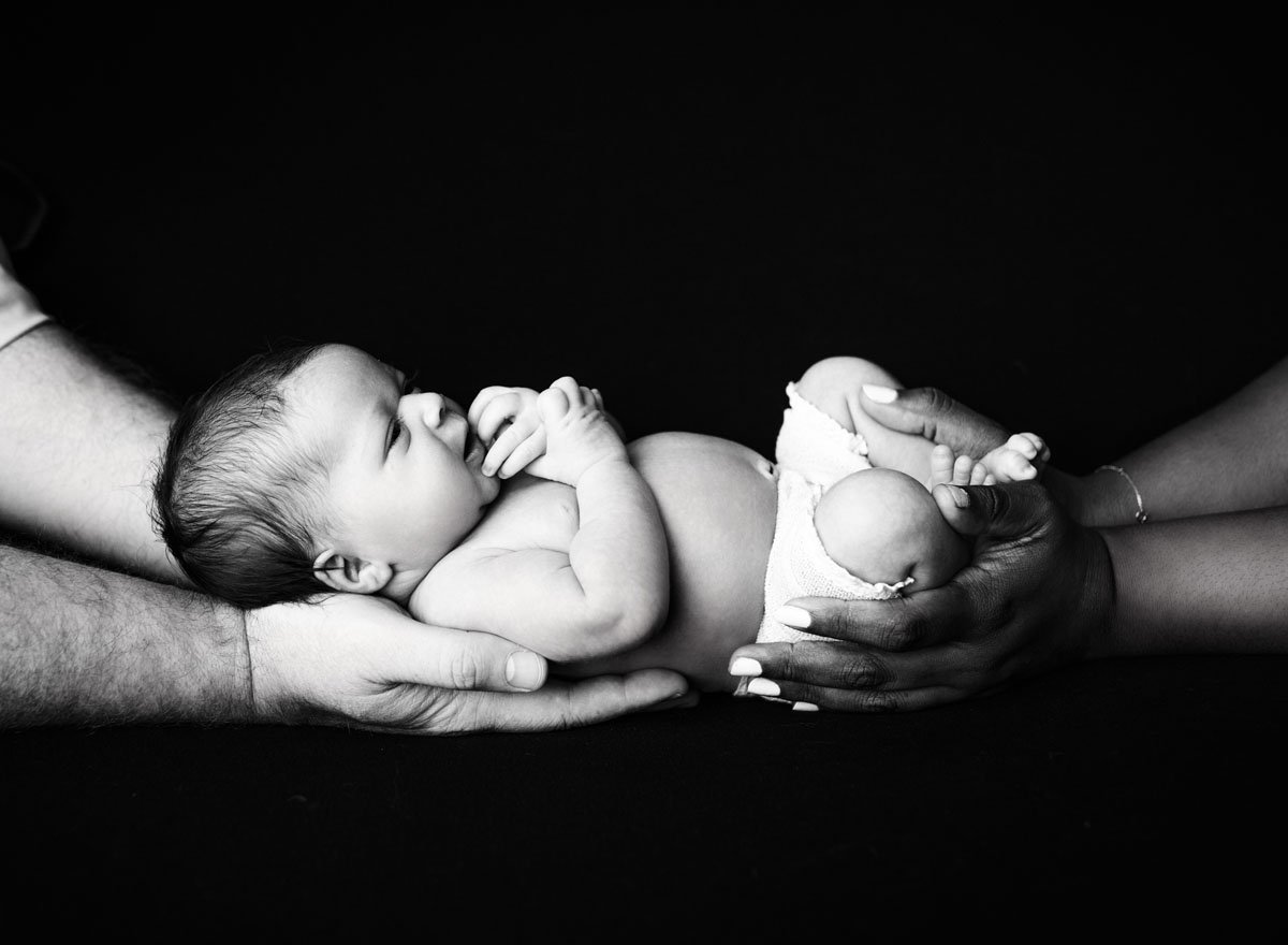 newborn photo session 009.jpg