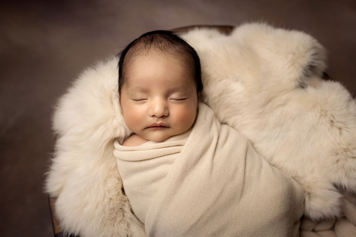 newborn photo session 019.jpg