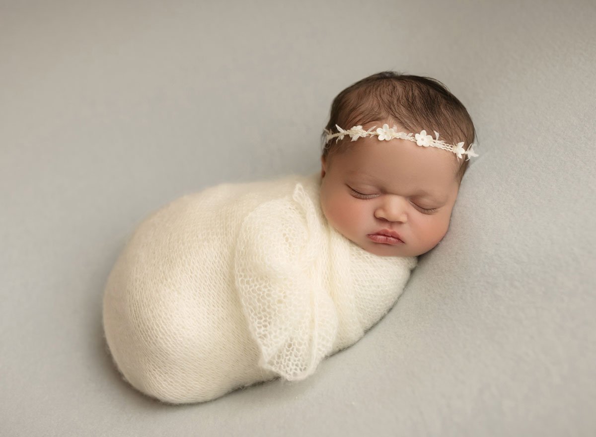 newborn photo session 050.jpg