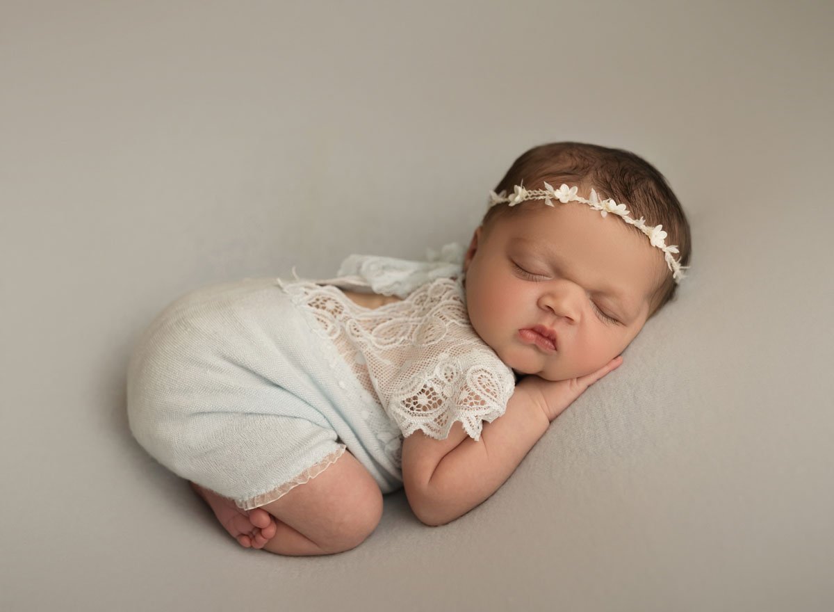 newborn photo session 051.jpg