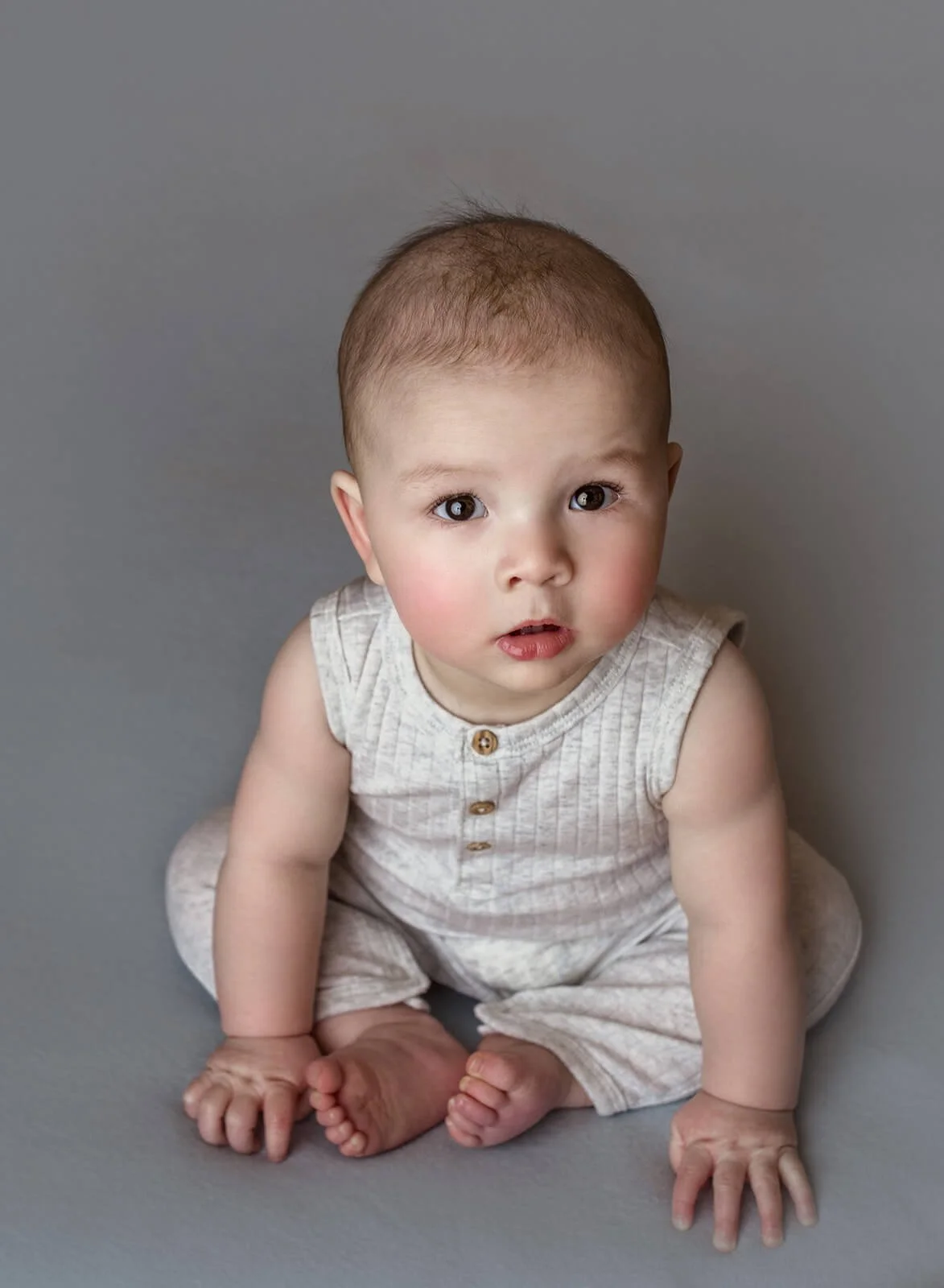 baby boy 6 month milestone portrait minneapolis.jpg