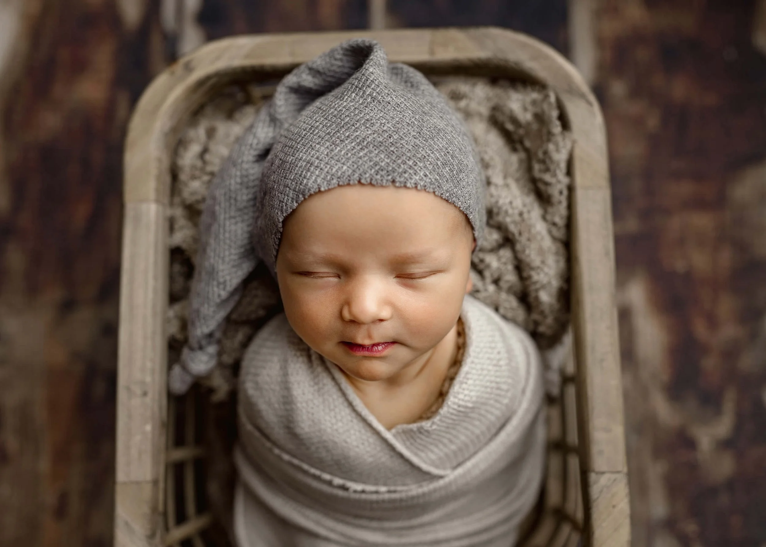 Newborn Mini Session Vs. Full Session