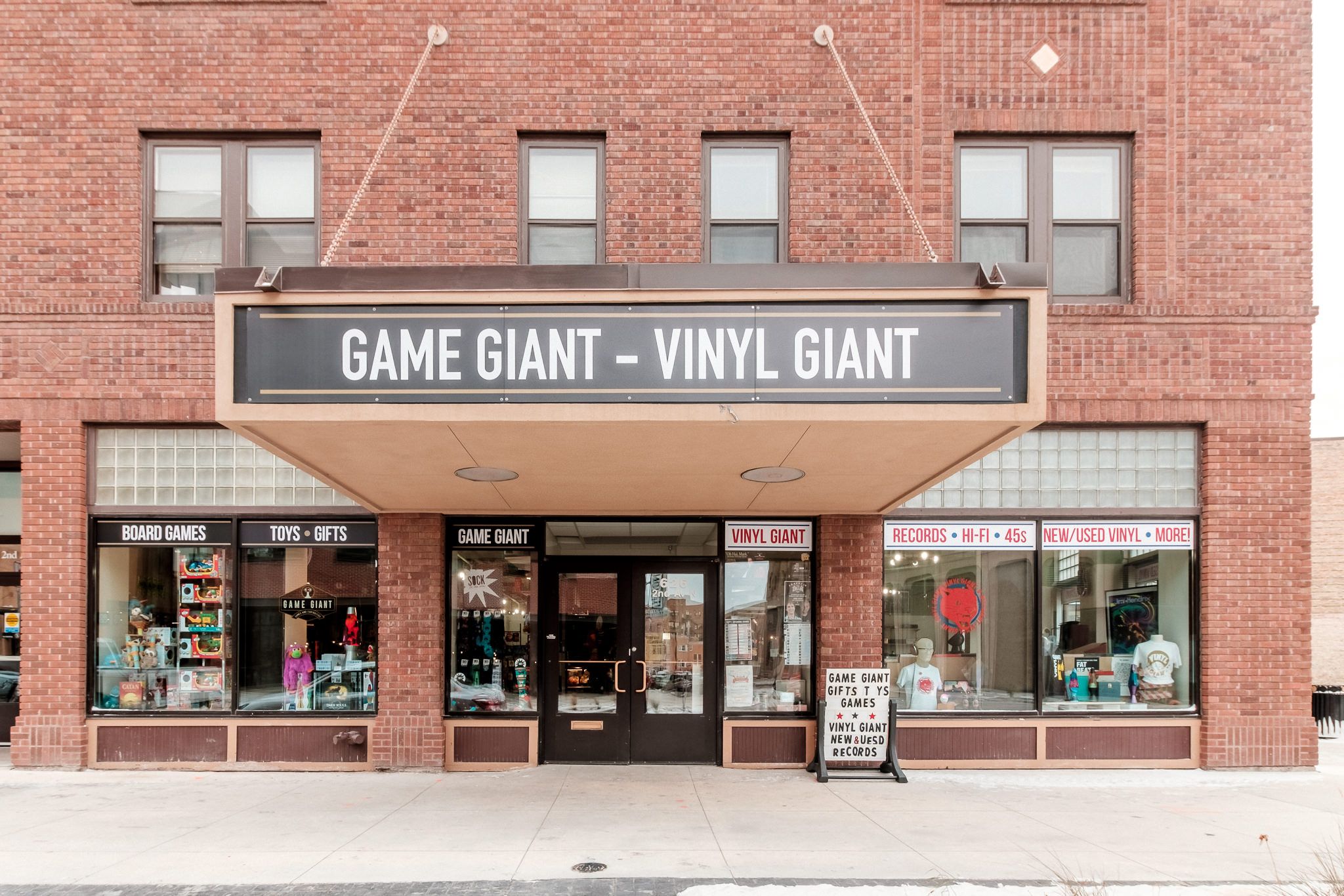 Game Giant - Vinyl Giant