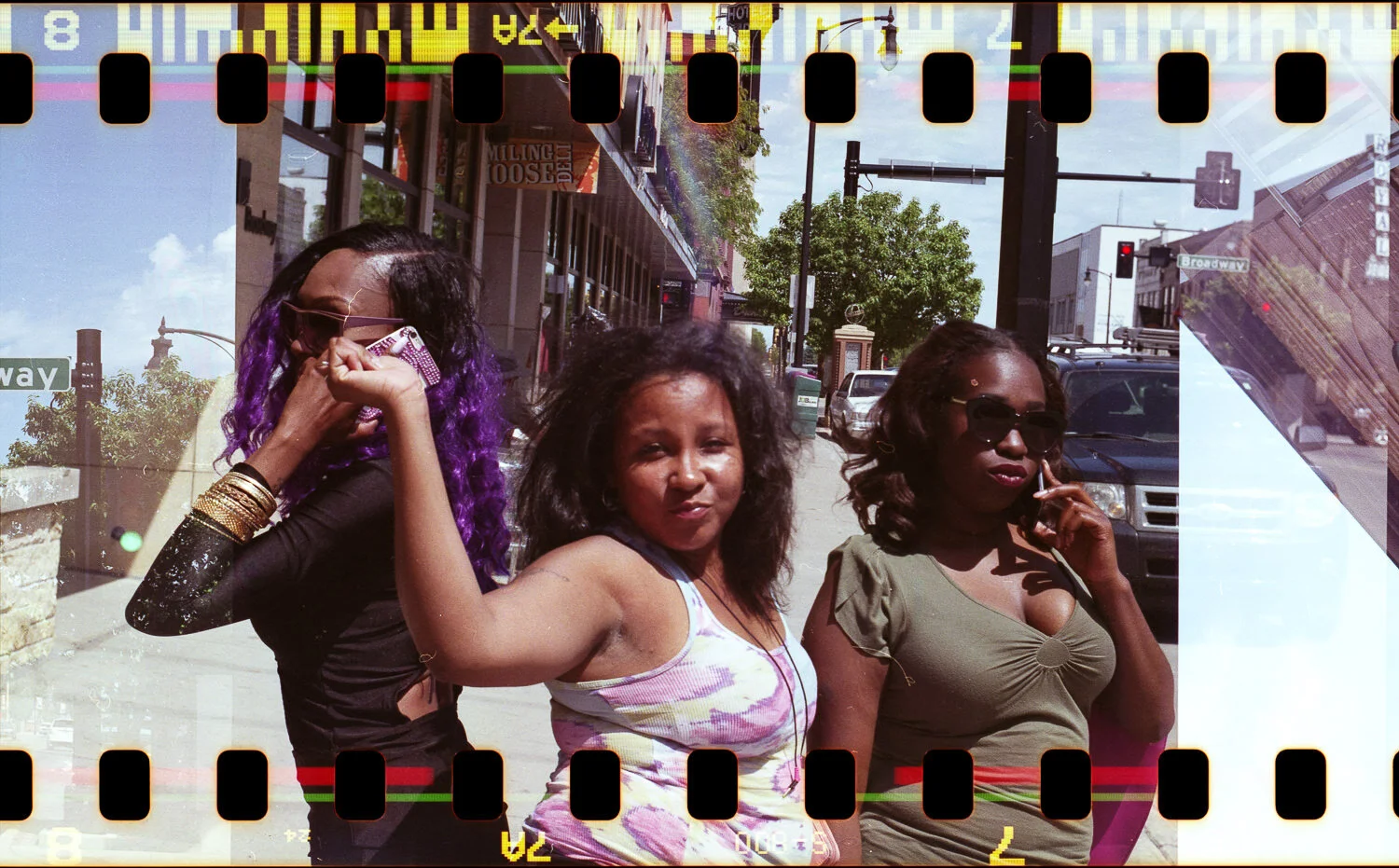 2016.06.11 K029.05 - Unknown Women - Downtown Fargo, ND.jpg