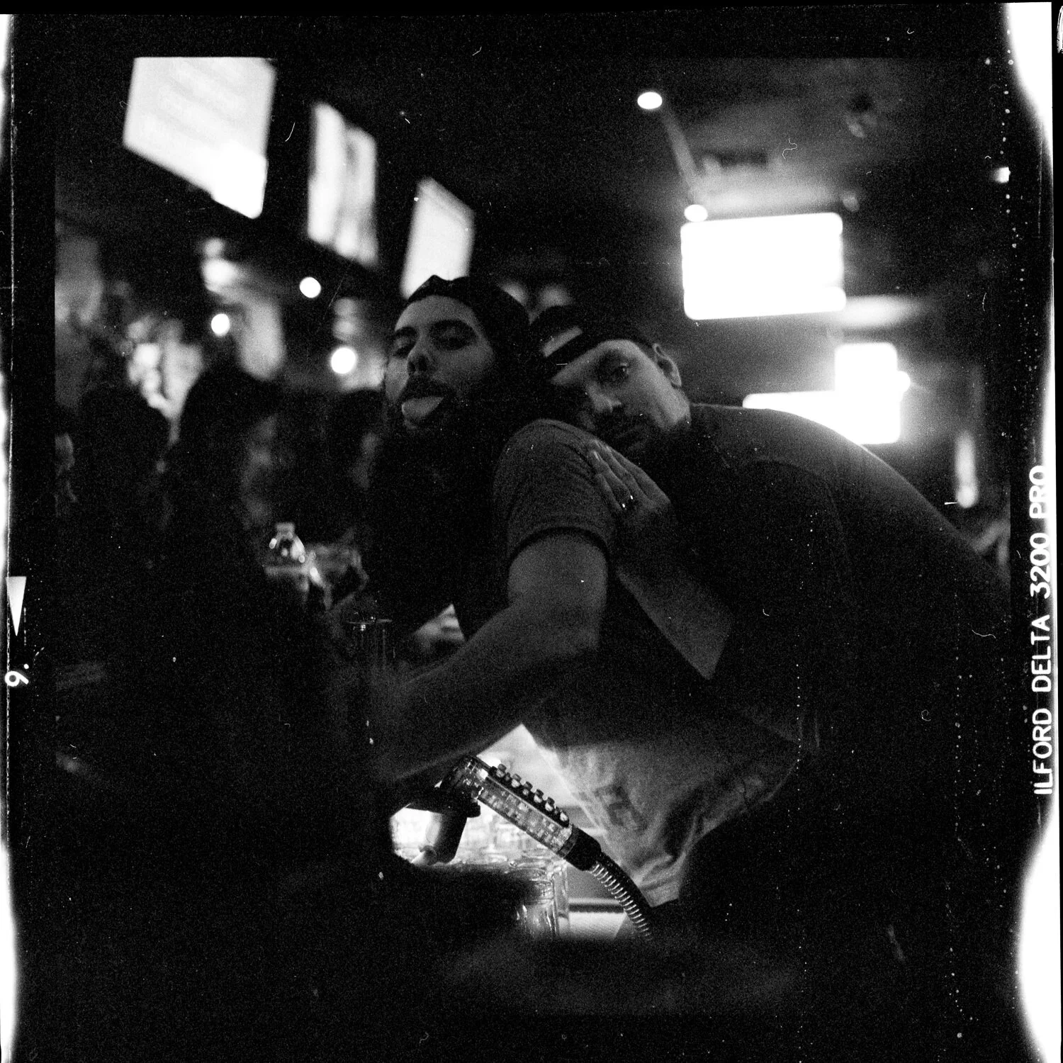 2019.11.16 H187.06 - Bartenders - The Saloon - Minneapolis, MN.jpg