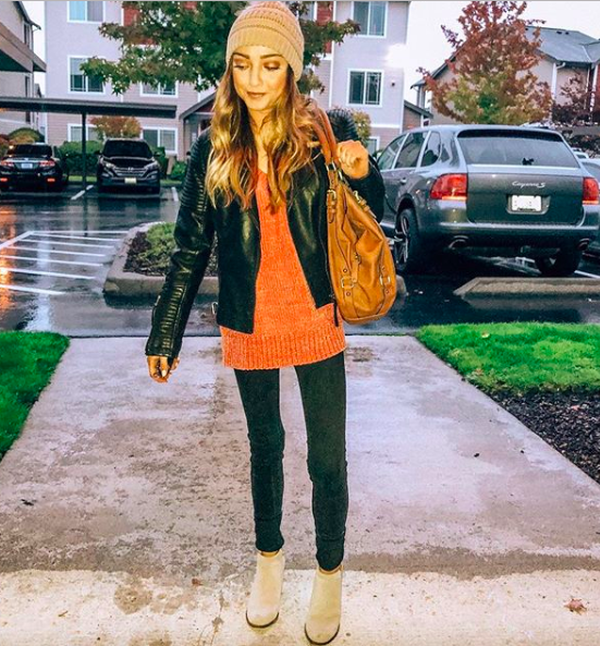 leather jacket // chenille sweater // jeans // booties // beanie