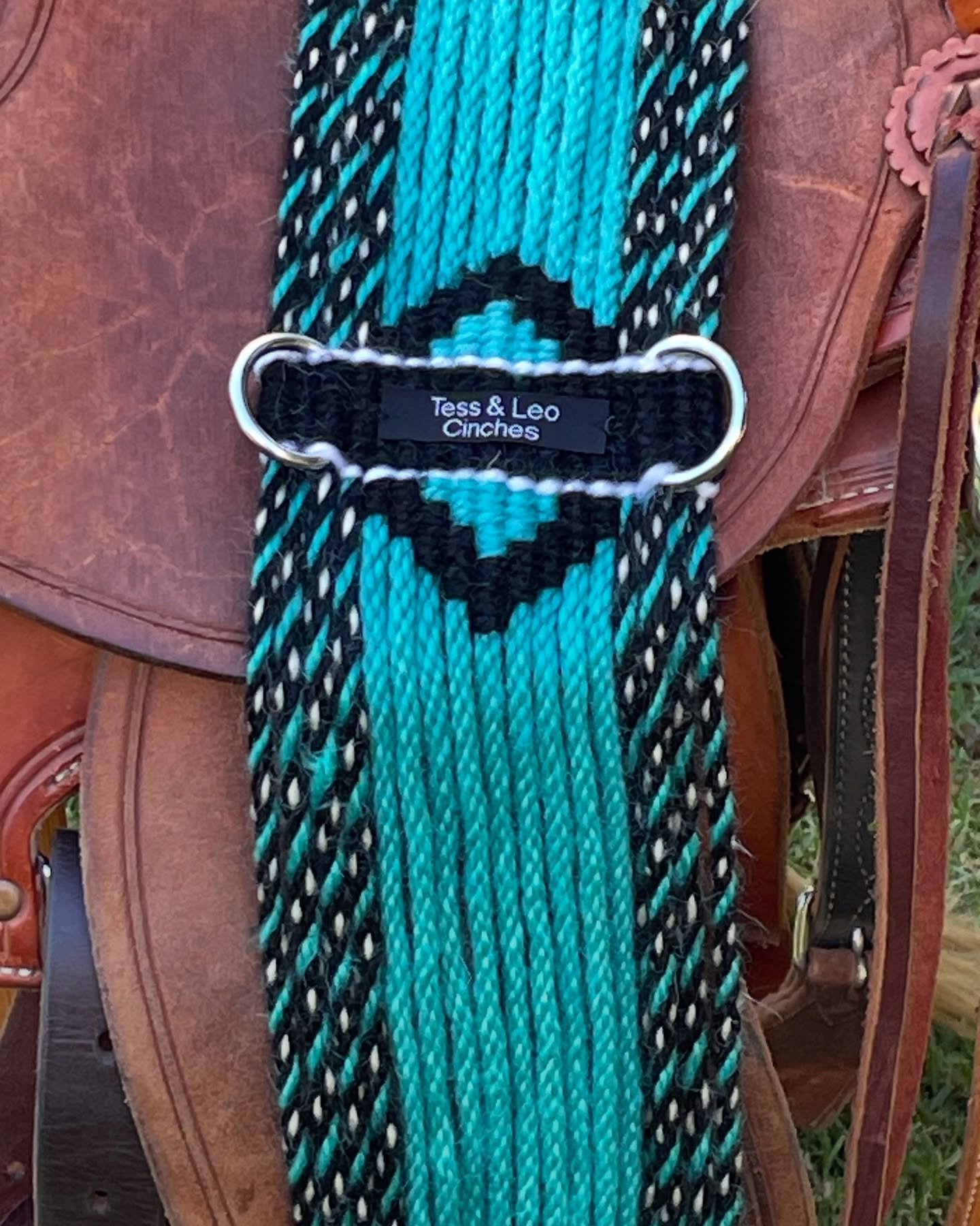 Turquoise twist with blk.jpg