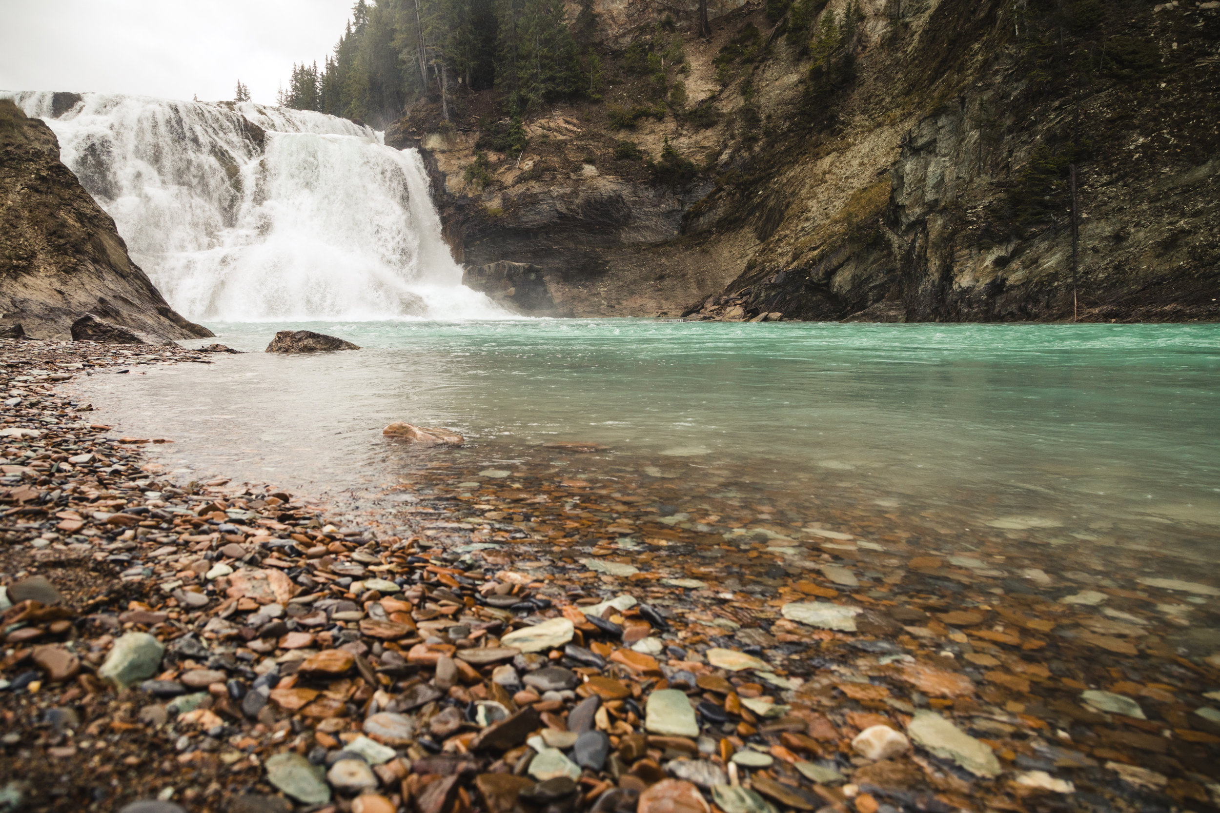 180914_Yoho_WaptaFalls_Base_RocksWater_0013.jpg