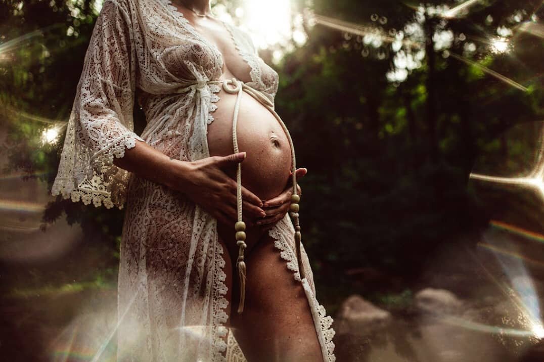 &ldquo;Birth is an opportunity to transcend. To rise above what we are accustomed to, reach deeper inside ourselves than we are familiar with, and to see not only what we are truly made of, but the strength we can access in and through birth.&quot;
&