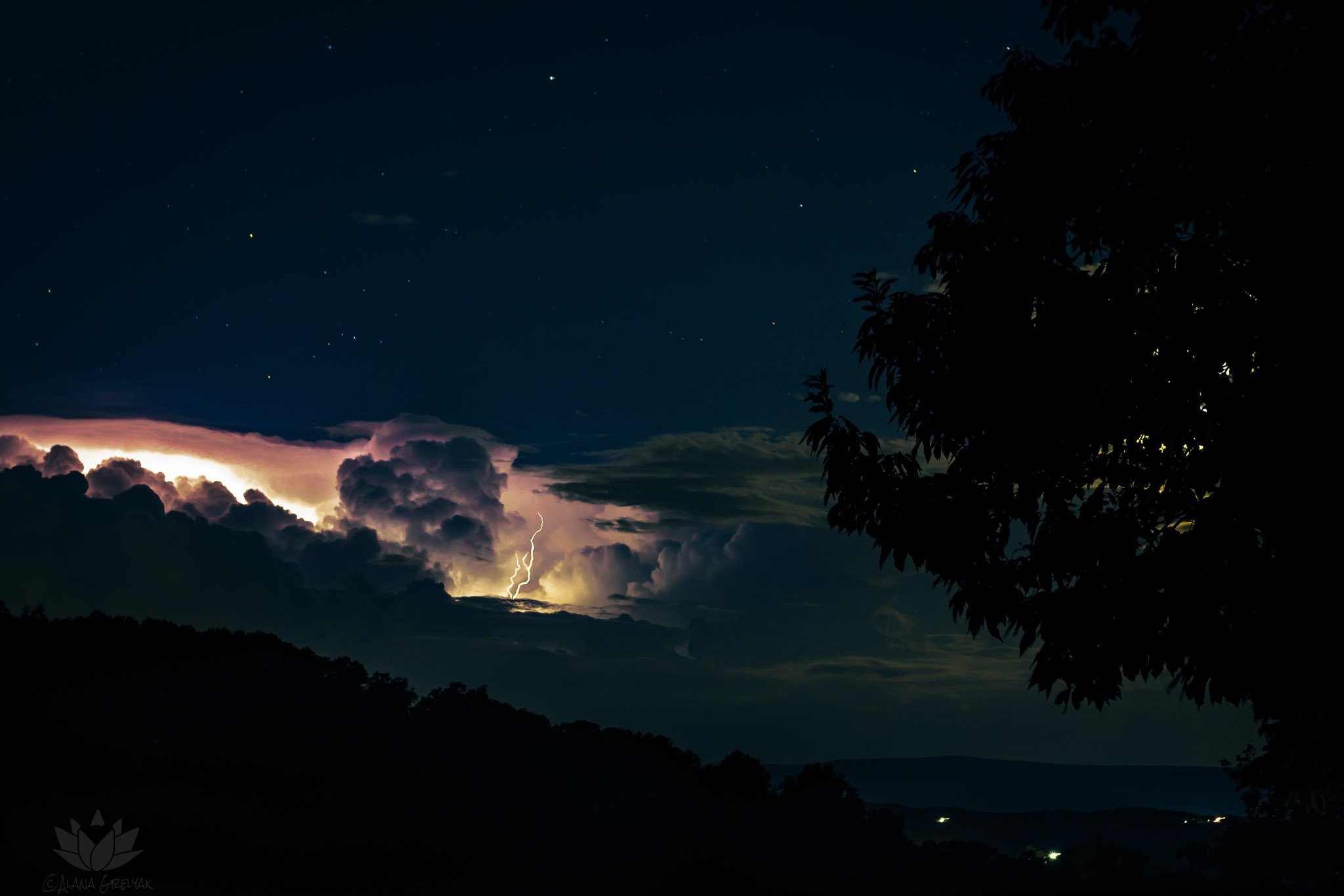 lightning storm aug 4-1.jpg