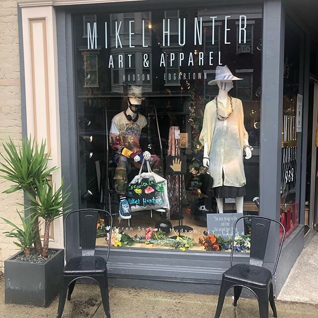 Some new Yuccas out front of #Hudson for SS20.  Its great to be open💪🏽💋✔️ When #upstate stop by.  Also go see Karen I&rsquo;m #Edgartown 💫✨🙌🏽. Amazing things for you this season.  Come explore. #mensfashion #womensfashion #unisexfashion #fineje