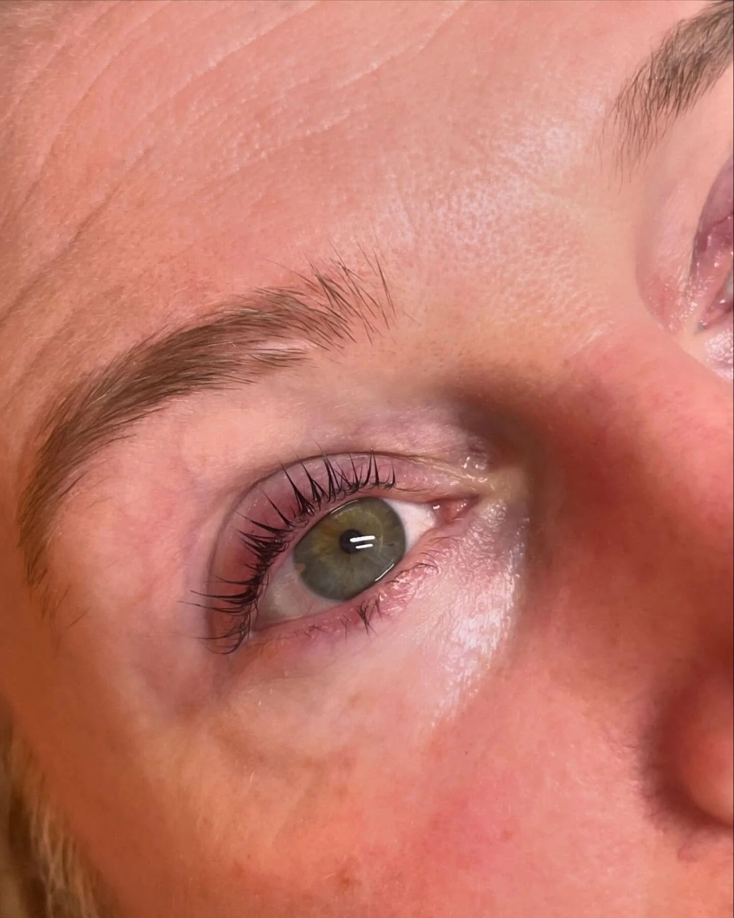 Propaganda we are falling for this summer: Lash Lifts!!!

This transformation speaks for itself. Message us to book in for the most popular lash treatment 💁🏼&zwj;♀️ 

#lashlift #lashbomb #southwold #suffolk #beautytreatments #lashes