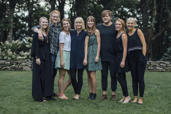 Anderson Siblings: Bethany, James, Maggie, Julie, Allison, Luke, Rachel, and Molly