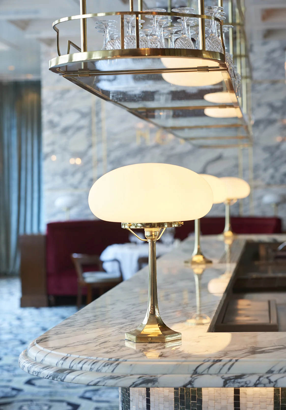 piste Bar Marbre arabescato moulure Restaurant Noto Salle Pleyel Omni Marbres
