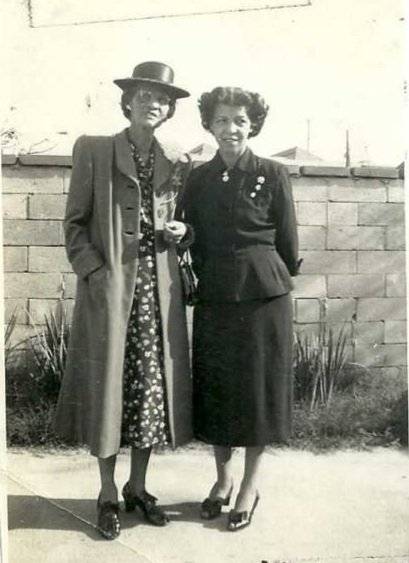 Lucille Hughes Pulliam (Right) and Lillie Crittenden Hughes (Left). My great-grandmother and 2nd great-grandmother.