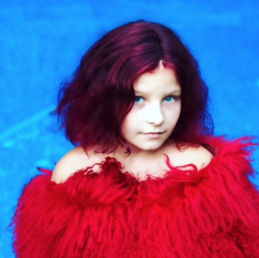 DYLAN COX (Babe Chorus) Dylan cox is a student at Professional Performing Arts School in New York City and also in the junior department at Alvin Ailey American Dance Theater. She is excited to be performing for the second year in Jack And The Beanstalk.